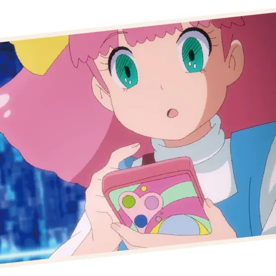 Minky Momo segura um celular em imagem de divulgação do novo OVA